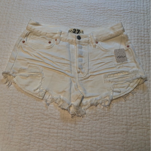 Free People - Loving Good Vibrations - NWT - Picture 3 of 7